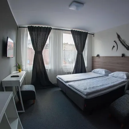 Park Hotell 3*