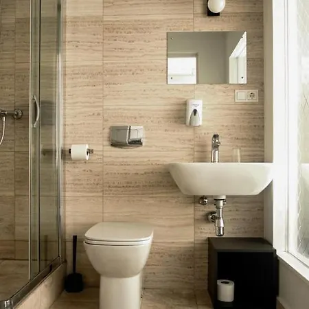 Park Hotel 3*